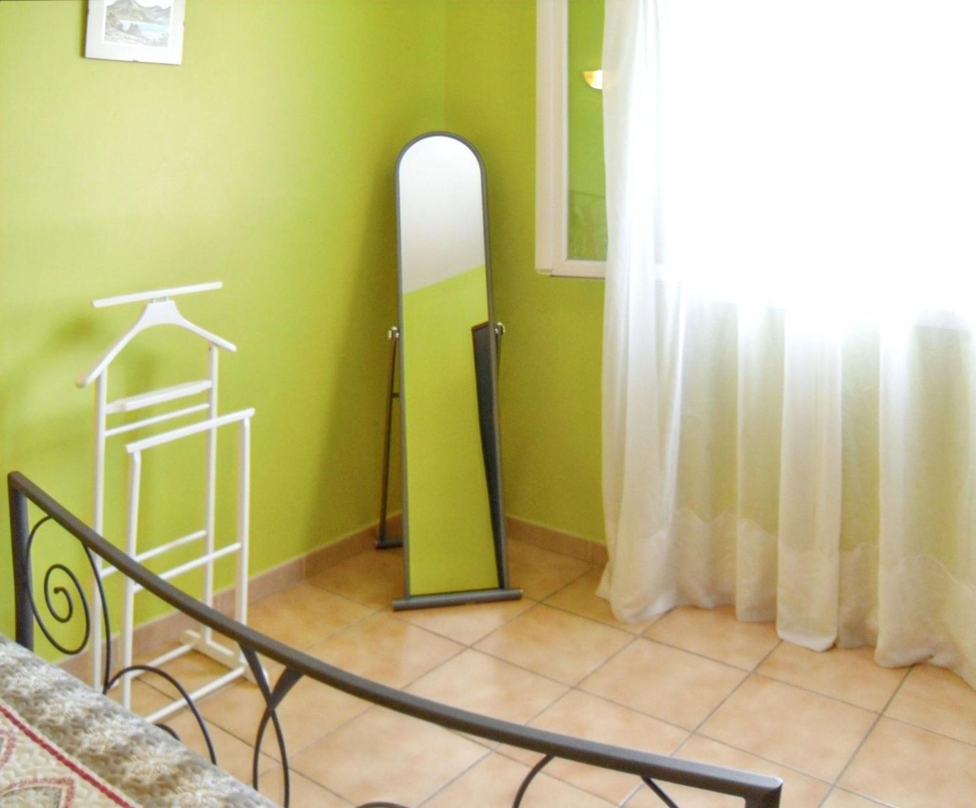 Holiday home Maison Charmante A Avec Jardin Cloture L'Isle-sur-la-Sorgue